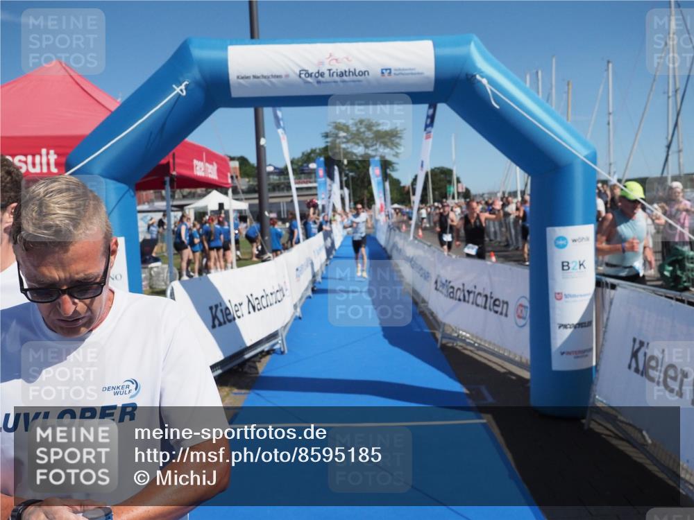 17.08.2025 - KN Förde Triathlon 2025 MichiJ http://msf.ph/oto/8595185 17.08.2025 12:04:01 Laufen 307, 608 meine-sportfotos.de