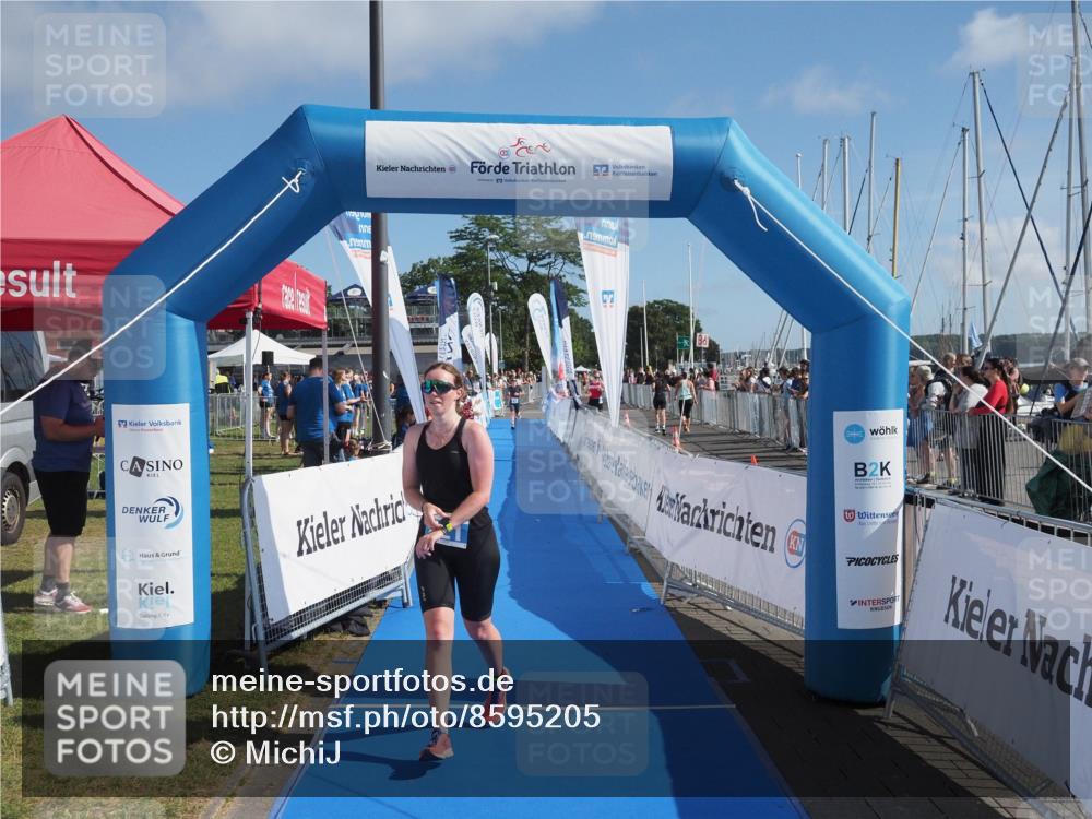 17.08.2025 - KN Förde Triathlon 2025 MichiJ http://msf.ph/oto/8595205 17.08.2025 10:39:16 Laufen 221 meine-sportfotos.de