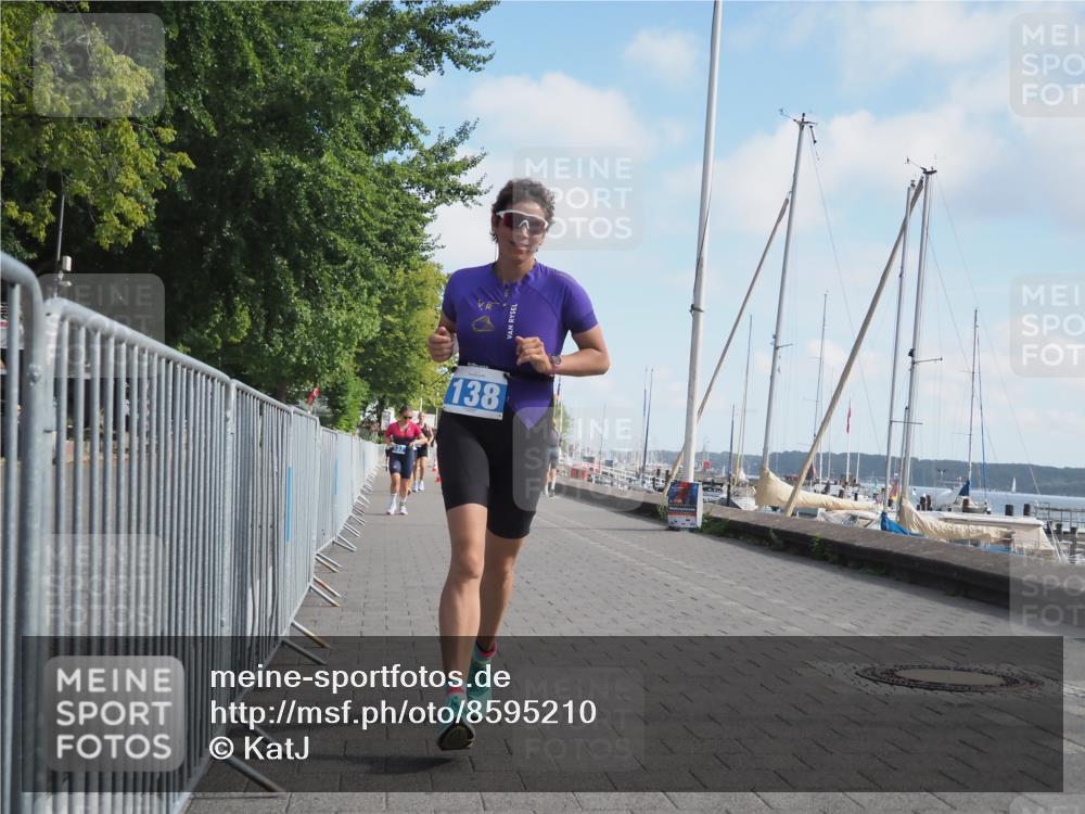 17.08.2025 - KN Förde Triathlon 2025 KatJ http://msf.ph/oto/8595210 17.08.2025 10:23:58 Laufen 137, 138, 181, 215 meine-sportfotos.de