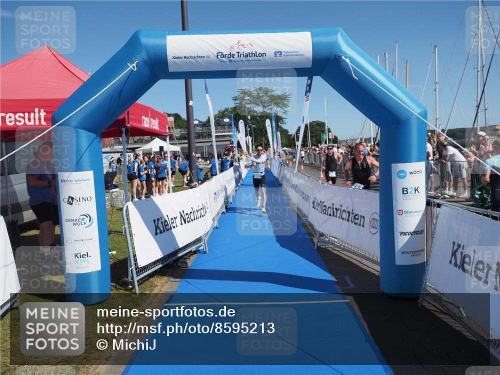 17.08.2025 - KN Förde Triathlon 2025 MichiJ http://msf.ph/oto/8595213 17.08.2025 12:04:02 Laufen 307, 608 meine-sportfotos.de