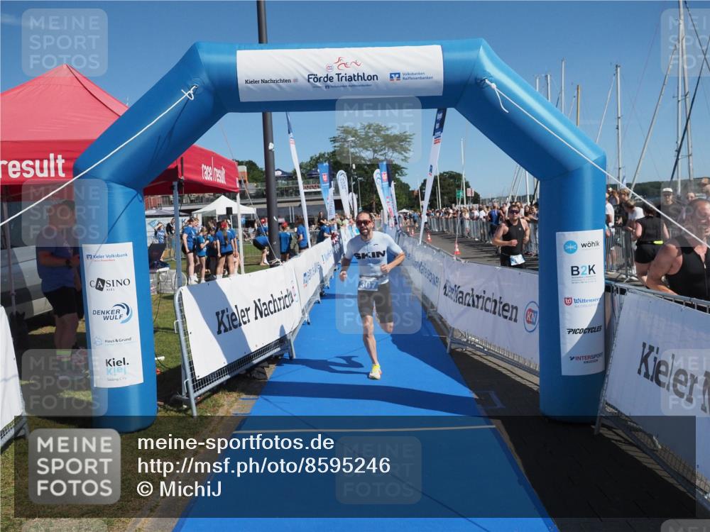 17.08.2025 - KN Förde Triathlon 2025 MichiJ http://msf.ph/oto/8595246 17.08.2025 12:04:03 Laufen 307, 608 meine-sportfotos.de