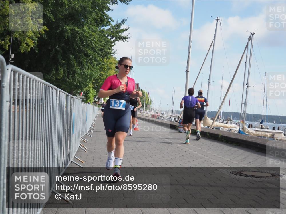 17.08.2025 - KN Förde Triathlon 2025 KatJ http://msf.ph/oto/8595280 17.08.2025 10:24:04 Laufen 137, 215, 246 meine-sportfotos.de
