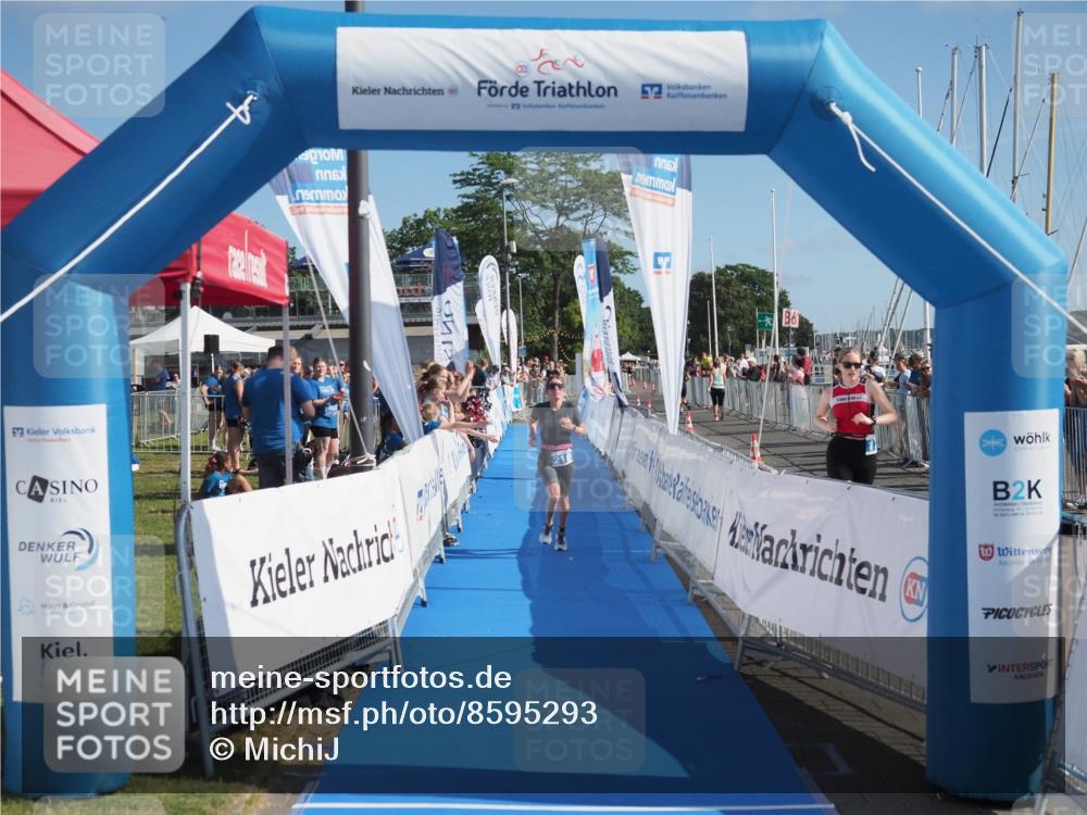 17.08.2025 - KN Förde Triathlon 2025 MichiJ http://msf.ph/oto/8595293 17.08.2025 10:39:23 Laufen 210 meine-sportfotos.de