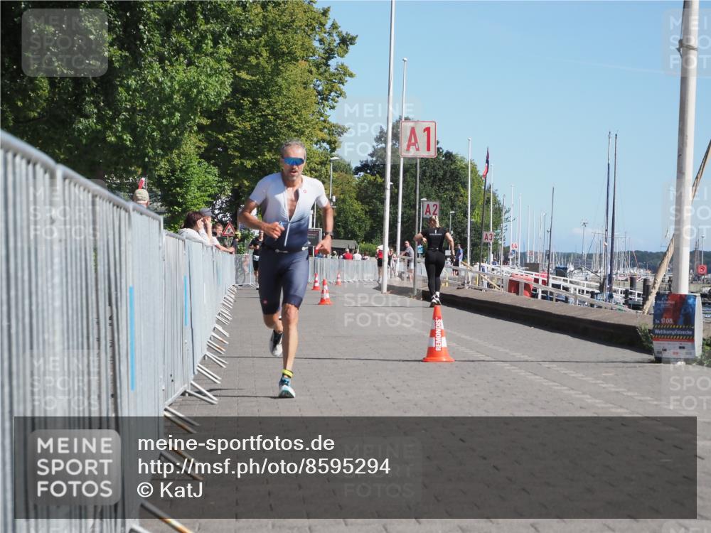 17.08.2025 - KN Förde Triathlon 2025 KatJ http://msf.ph/oto/8595294 17.08.2025 11:42:55 Laufen 274 meine-sportfotos.de