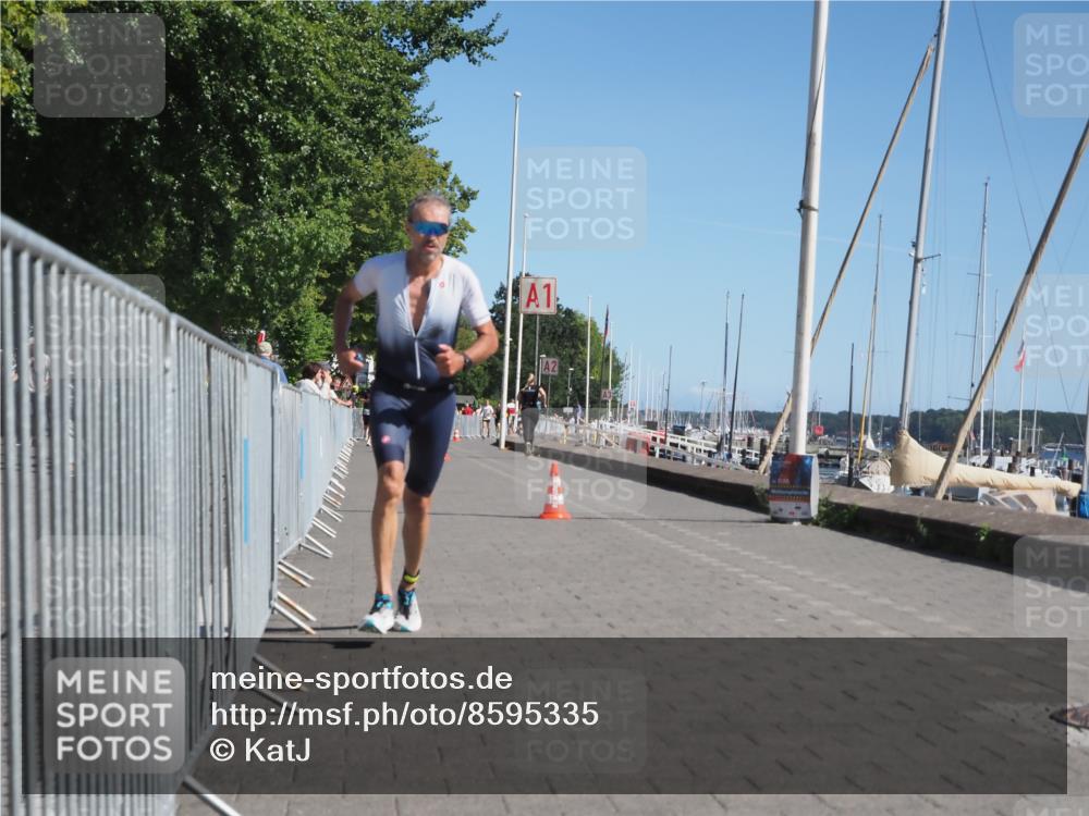 17.08.2025 - KN Förde Triathlon 2025 KatJ http://msf.ph/oto/8595335 17.08.2025 11:42:57 Laufen 274 meine-sportfotos.de