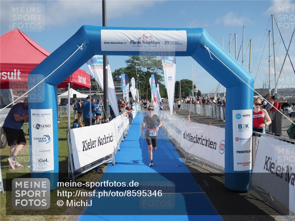 17.08.2025 - KN Förde Triathlon 2025 MichiJ http://msf.ph/oto/8595346 17.08.2025 10:39:24 Laufen 210 meine-sportfotos.de