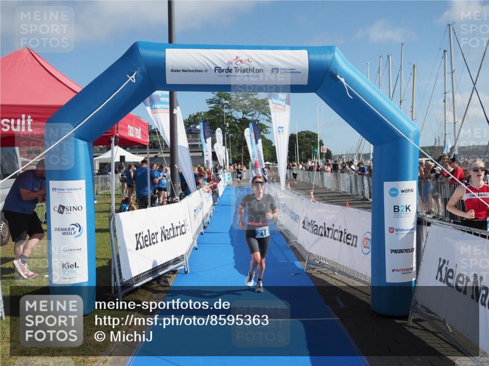 17.08.2025 - KN Förde Triathlon 2025 MichiJ http://msf.ph/oto/8595363 17.08.2025 10:39:25 Laufen 210 meine-sportfotos.de