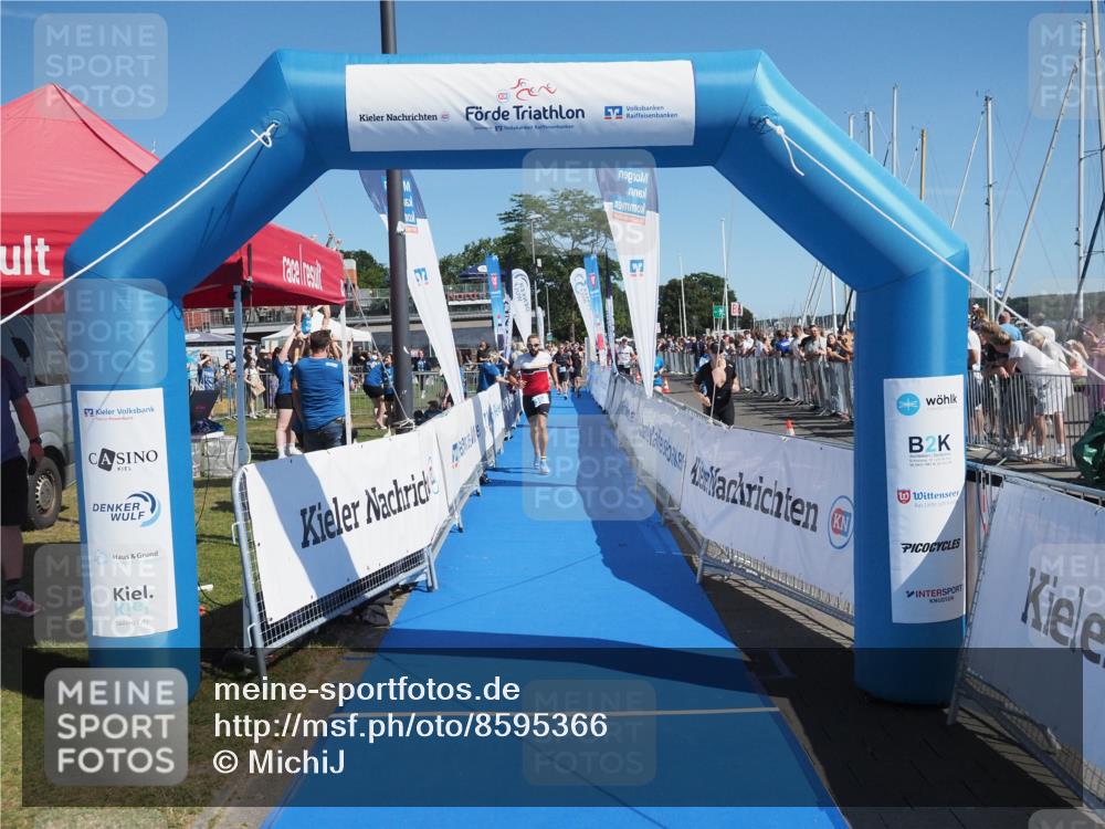 17.08.2025 - KN Förde Triathlon 2025 MichiJ http://msf.ph/oto/8595366 17.08.2025 12:04:30 Laufen 306 meine-sportfotos.de