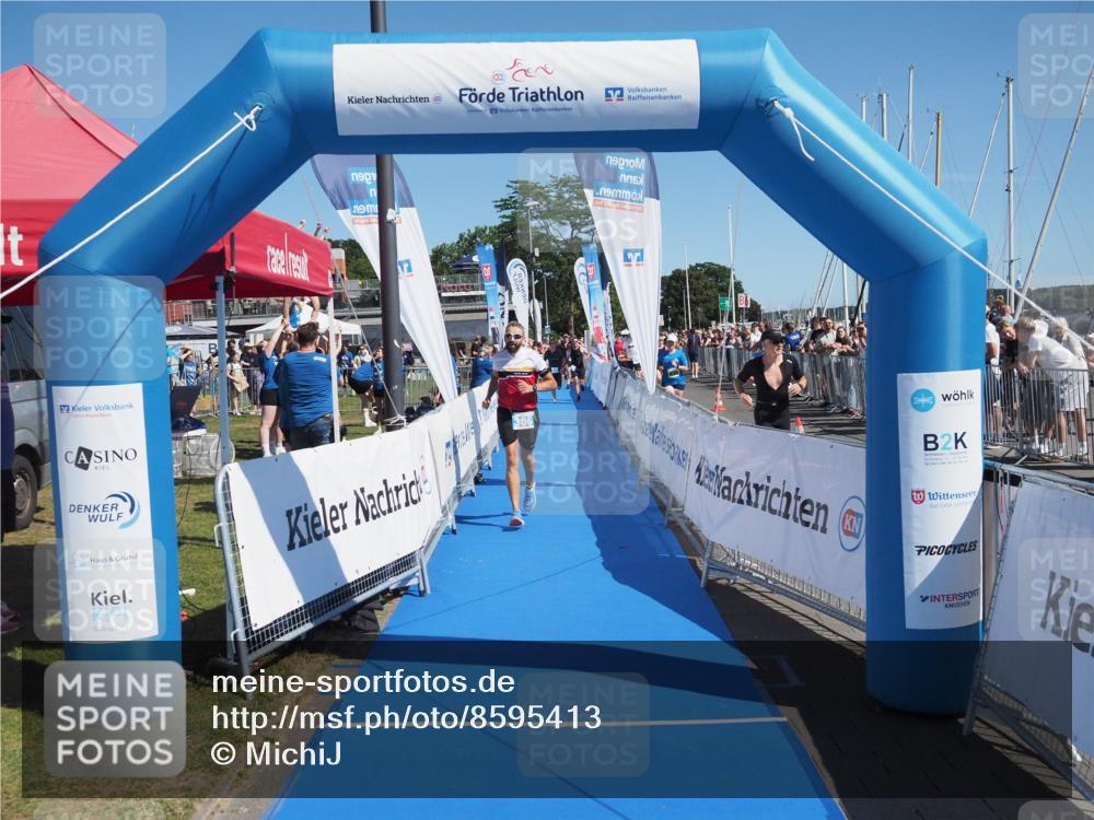 17.08.2025 - KN Förde Triathlon 2025 MichiJ http://msf.ph/oto/8595413 17.08.2025 12:04:32 Laufen 306 meine-sportfotos.de