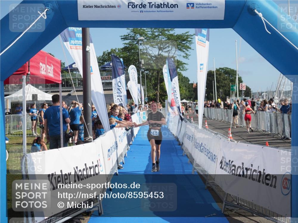 17.08.2025 - KN Förde Triathlon 2025 MichiJ http://msf.ph/oto/8595453 17.08.2025 10:39:32 Laufen 244 meine-sportfotos.de