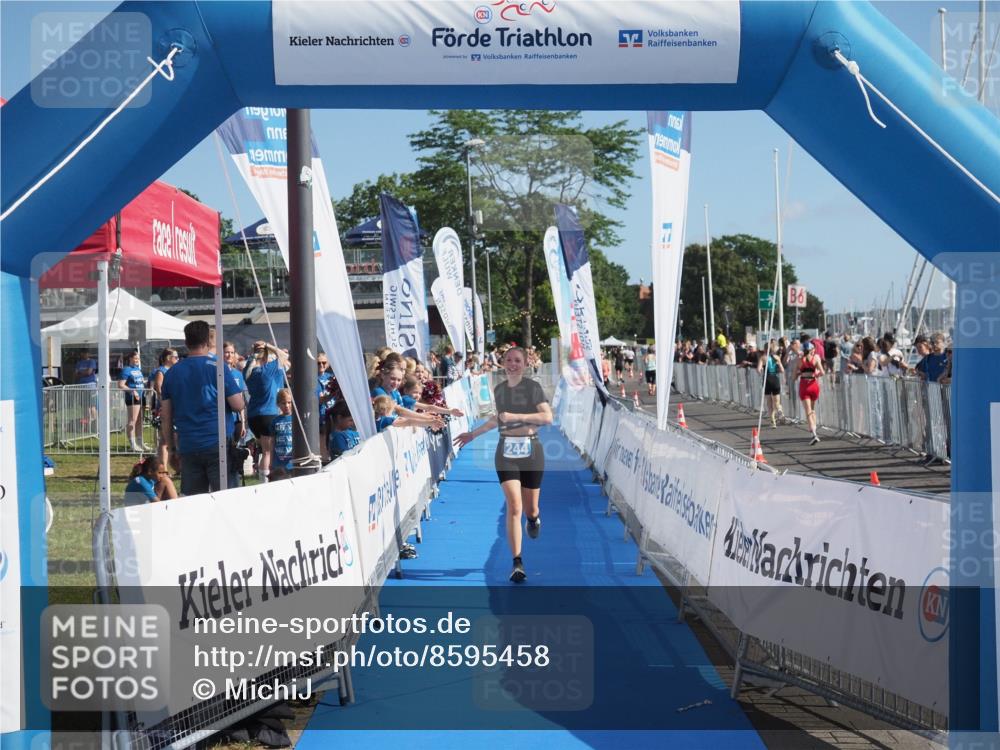 17.08.2025 - KN Förde Triathlon 2025 MichiJ http://msf.ph/oto/8595458 17.08.2025 10:39:32 Laufen 244 meine-sportfotos.de