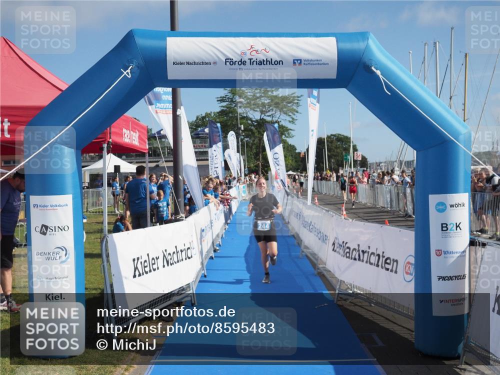 17.08.2025 - KN Förde Triathlon 2025 MichiJ http://msf.ph/oto/8595483 17.08.2025 10:39:33 Laufen 244 meine-sportfotos.de