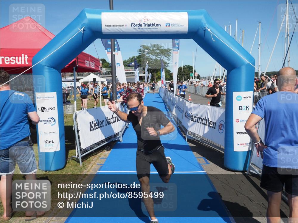 17.08.2025 - KN Förde Triathlon 2025 MichiJ http://msf.ph/oto/8595499 17.08.2025 13:56:48 Laufen 465 meine-sportfotos.de