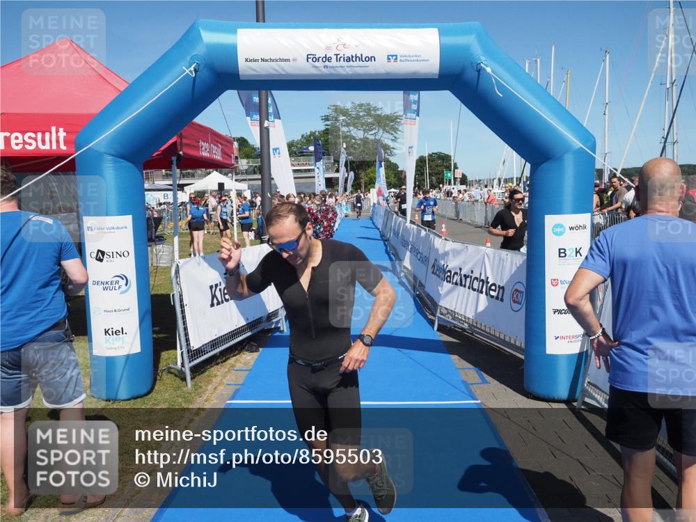 17.08.2025 - KN Förde Triathlon 2025 MichiJ http://msf.ph/oto/8595503 17.08.2025 13:56:48 Laufen 465 meine-sportfotos.de