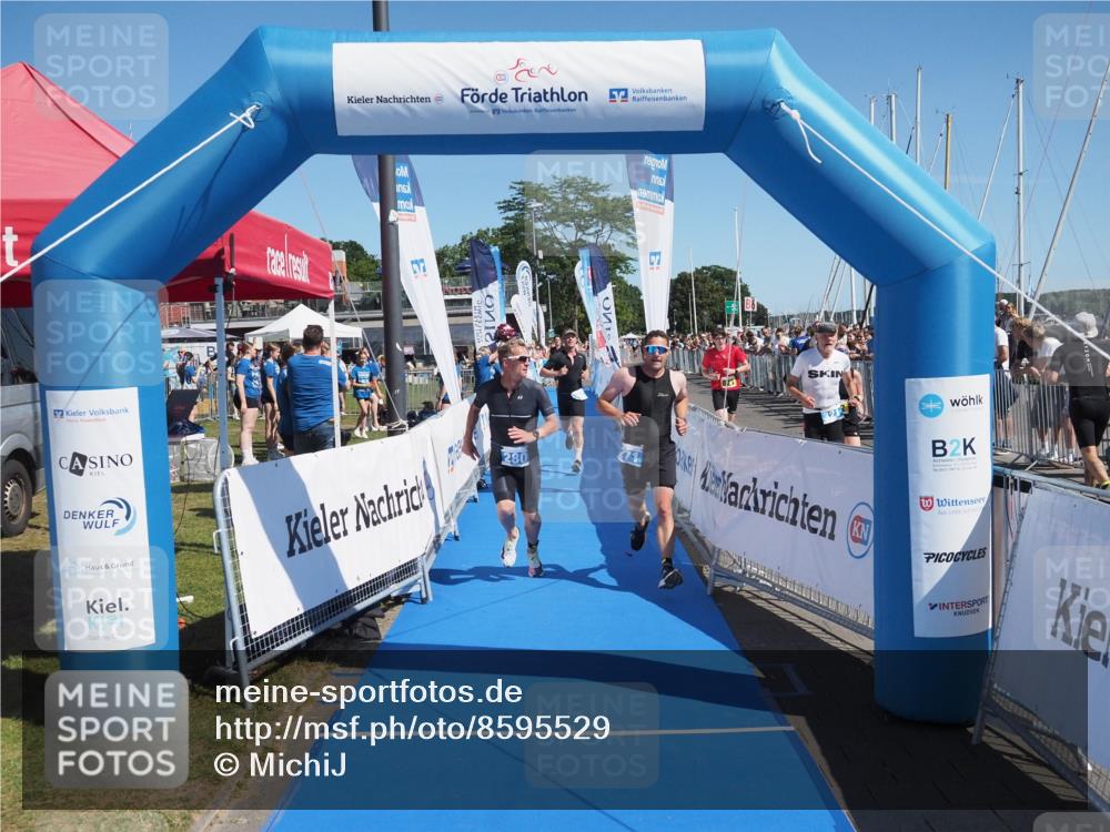17.08.2025 - KN Förde Triathlon 2025 MichiJ http://msf.ph/oto/8595529 17.08.2025 12:04:38 Laufen 271, 280, 295, 306, 309 meine-sportfotos.de