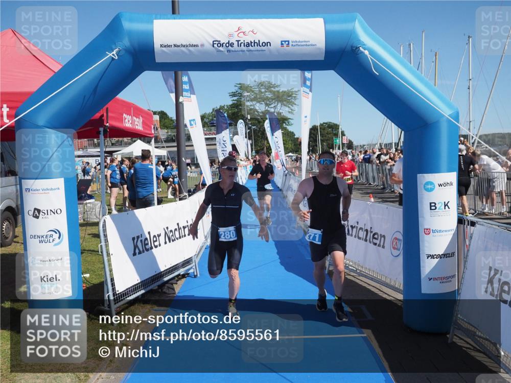 17.08.2025 - KN Förde Triathlon 2025 MichiJ http://msf.ph/oto/8595561 17.08.2025 12:04:38 Laufen 271, 280, 295, 306, 309 meine-sportfotos.de