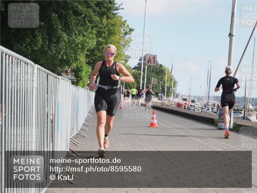 17.08.2025 - KN Förde Triathlon 2025 KatJ http://msf.ph/oto/8595580 17.08.2025 10:24:34 Laufen 183 meine-sportfotos.de