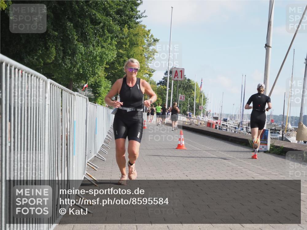 17.08.2025 - KN Förde Triathlon 2025 KatJ http://msf.ph/oto/8595584 17.08.2025 10:24:34 Laufen 183 meine-sportfotos.de