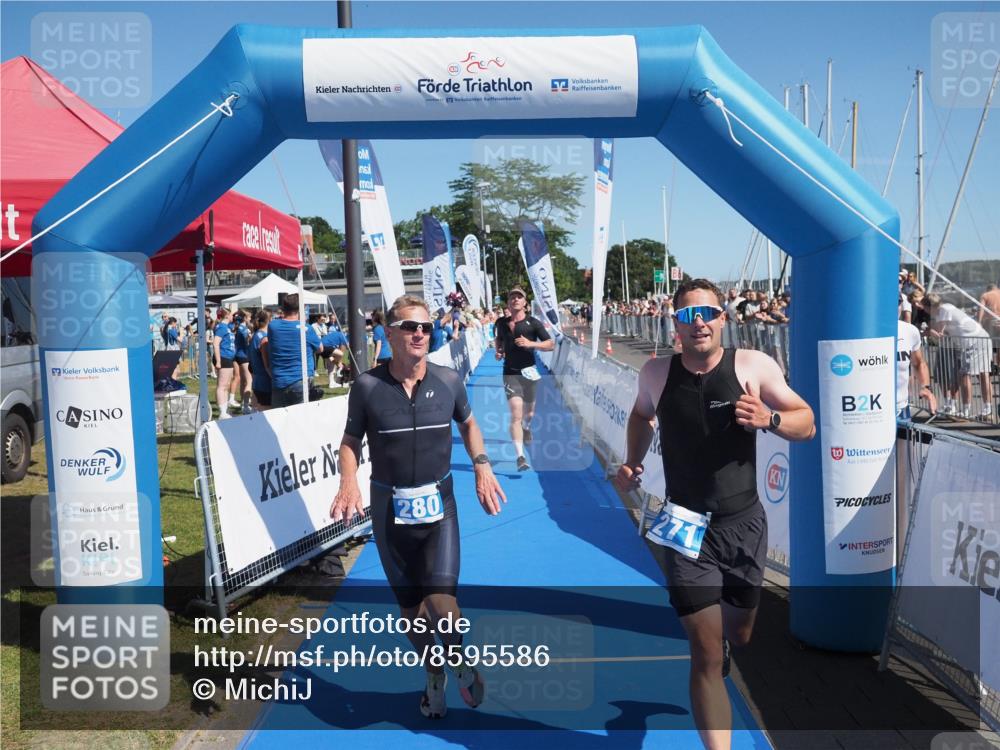 17.08.2025 - KN Förde Triathlon 2025 MichiJ http://msf.ph/oto/8595586 17.08.2025 12:04:39 Laufen 271, 280, 295, 306, 309 meine-sportfotos.de