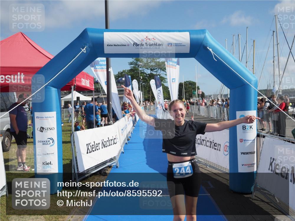17.08.2025 - KN Förde Triathlon 2025 MichiJ http://msf.ph/oto/8595592 17.08.2025 10:39:36 Laufen 244 meine-sportfotos.de