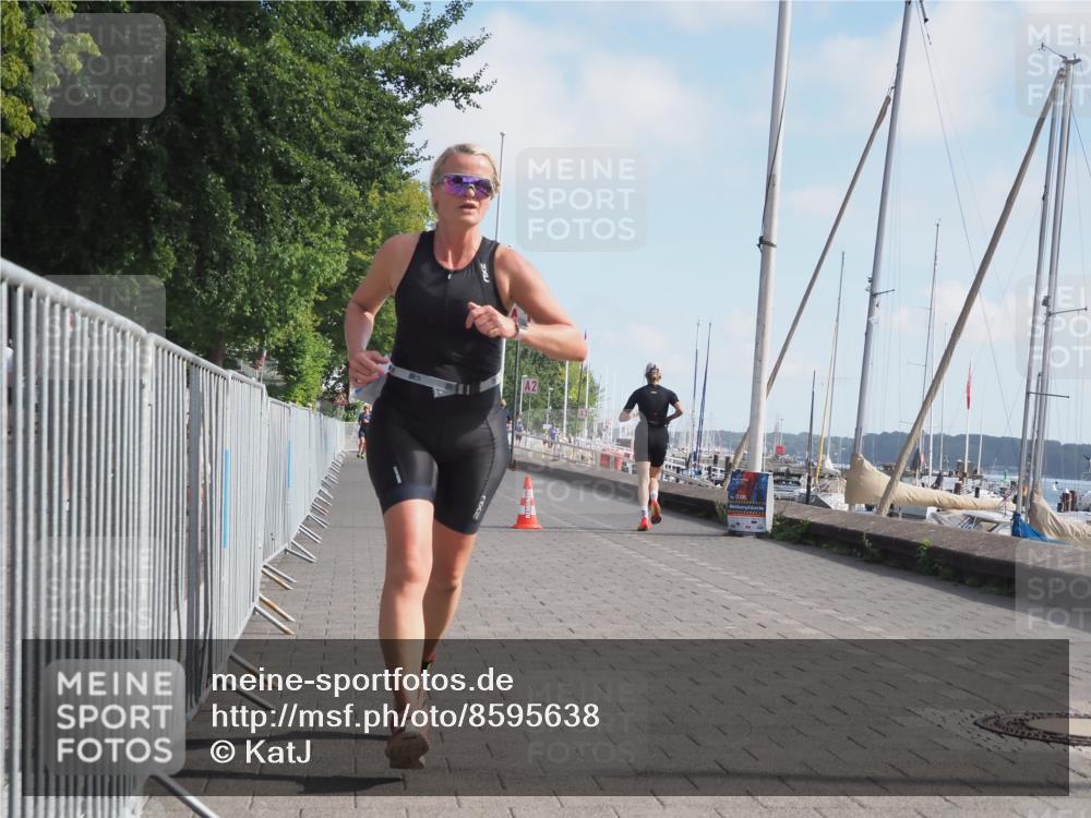 17.08.2025 - KN Förde Triathlon 2025 KatJ http://msf.ph/oto/8595638 17.08.2025 10:24:35 Laufen 183 meine-sportfotos.de