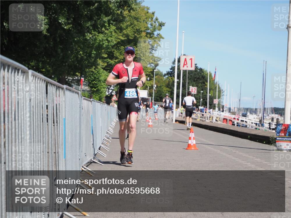 17.08.2025 - KN Förde Triathlon 2025 KatJ http://msf.ph/oto/8595668 17.08.2025 13:40:50 Laufen 466, 548 meine-sportfotos.de