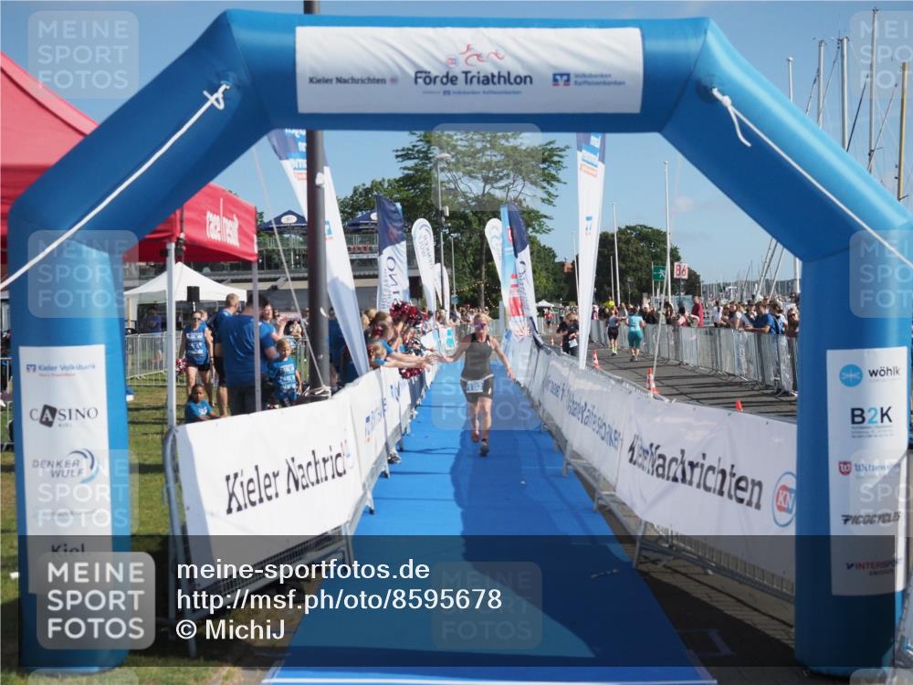 17.08.2025 - KN Förde Triathlon 2025 MichiJ http://msf.ph/oto/8595678 17.08.2025 10:39:53 Laufen 183 meine-sportfotos.de