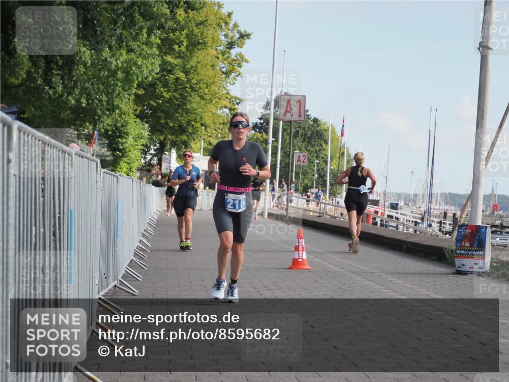 17.08.2025 - KN Förde Triathlon 2025 KatJ http://msf.ph/oto/8595682 17.08.2025 10:24:46 Laufen 210, 234 meine-sportfotos.de