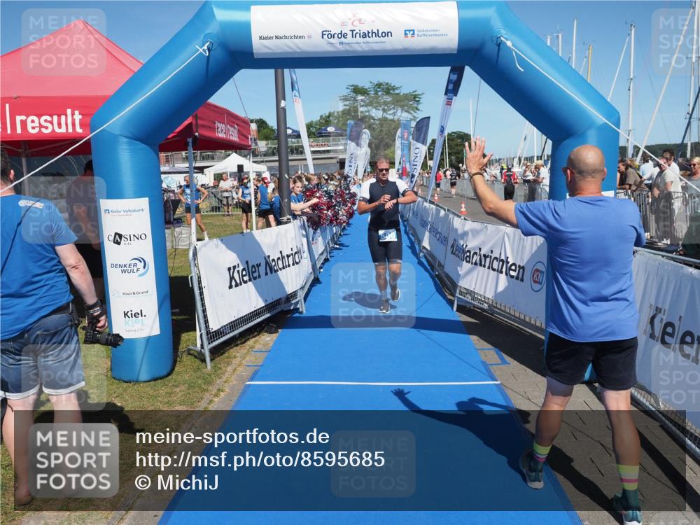 17.08.2025 - KN Förde Triathlon 2025 MichiJ http://msf.ph/oto/8595685 17.08.2025 13:56:57 Laufen 500 meine-sportfotos.de