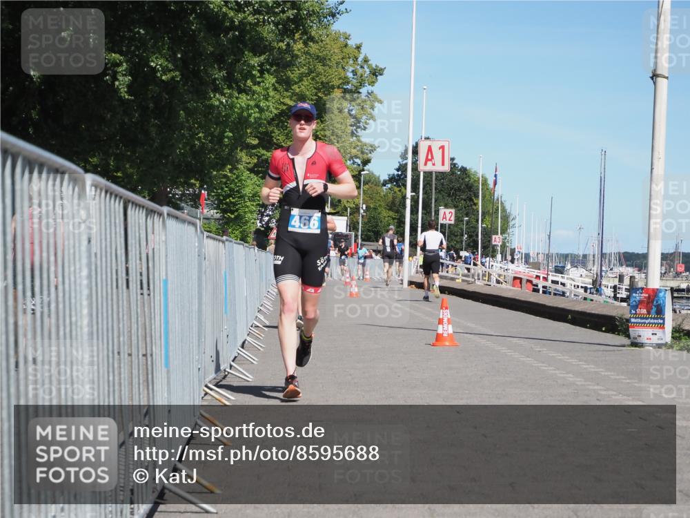17.08.2025 - KN Förde Triathlon 2025 KatJ http://msf.ph/oto/8595688 17.08.2025 13:40:50 Laufen 466, 548 meine-sportfotos.de