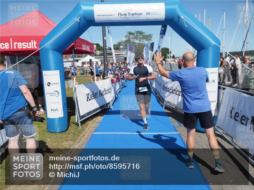 17.08.2025 - KN Förde Triathlon 2025 MichiJ http://msf.ph/oto/8595716 17.08.2025 13:56:58 Laufen 500 meine-sportfotos.de