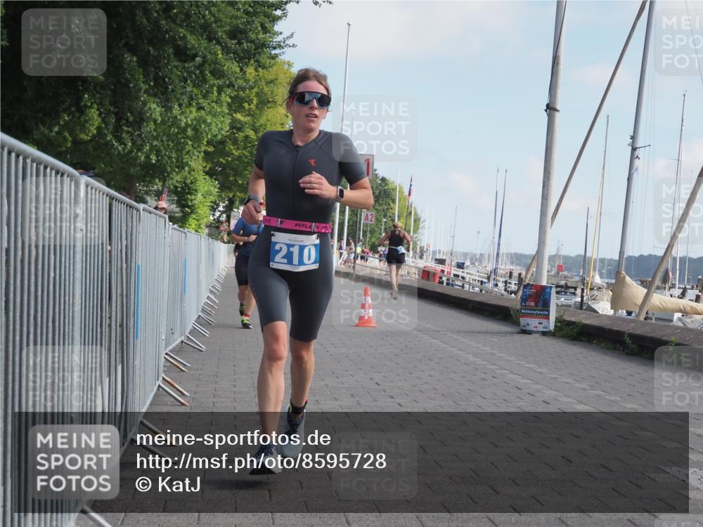 17.08.2025 - KN Förde Triathlon 2025 KatJ http://msf.ph/oto/8595728 17.08.2025 10:24:48 Laufen 210, 234 meine-sportfotos.de