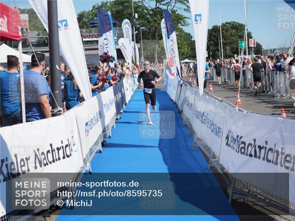 17.08.2025 - KN Förde Triathlon 2025 MichiJ http://msf.ph/oto/8595735 17.08.2025 12:04:48 Laufen 309, 387 meine-sportfotos.de