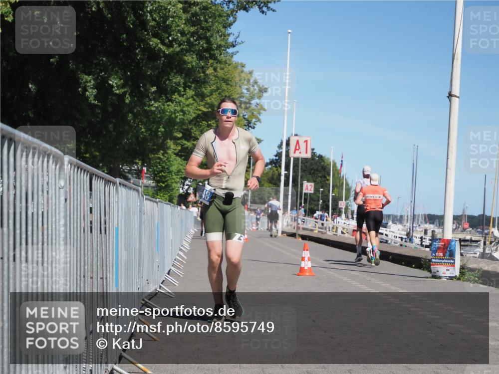 17.08.2025 - KN Förde Triathlon 2025 KatJ http://msf.ph/oto/8595749 17.08.2025 13:40:54 Laufen 466, 548 meine-sportfotos.de