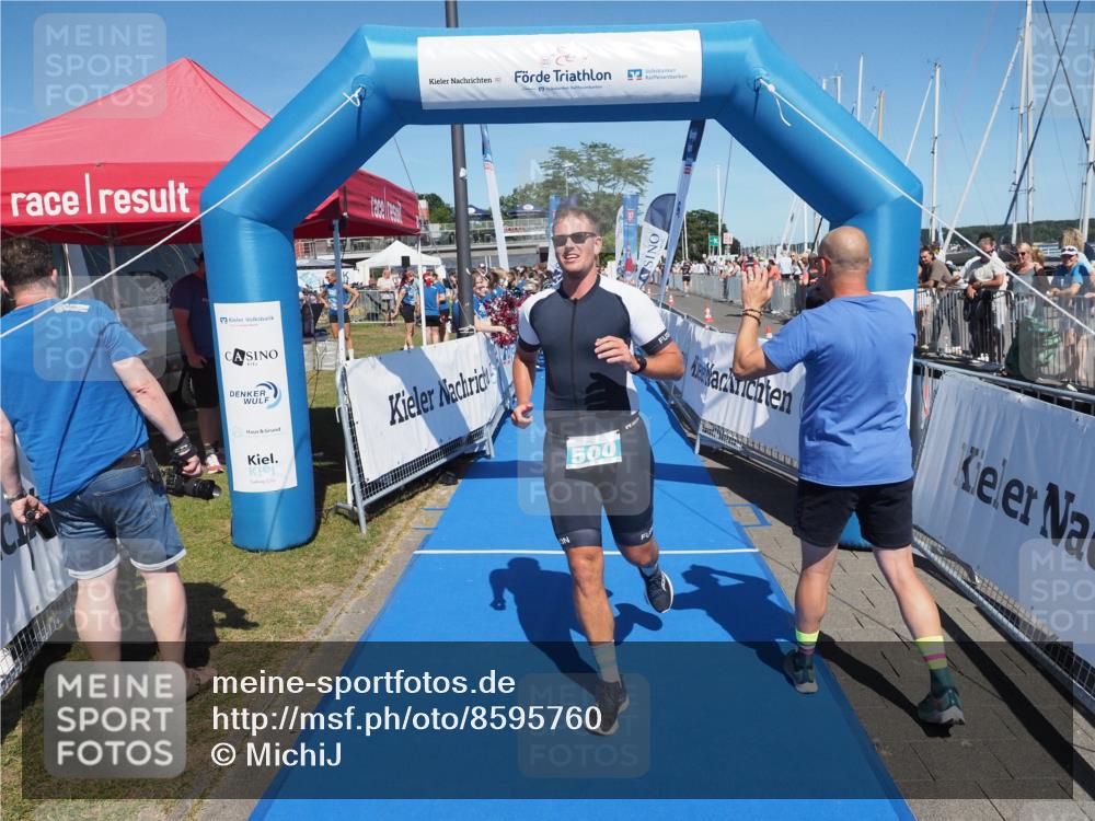 17.08.2025 - KN Förde Triathlon 2025 MichiJ http://msf.ph/oto/8595760 17.08.2025 13:56:58 Laufen 500 meine-sportfotos.de