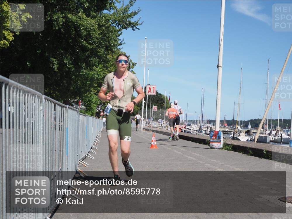 17.08.2025 - KN Förde Triathlon 2025 KatJ http://msf.ph/oto/8595778 17.08.2025 13:40:55 Laufen 466, 548 meine-sportfotos.de