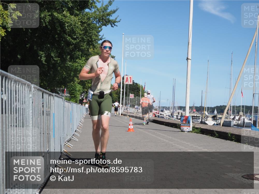 17.08.2025 - KN Förde Triathlon 2025 KatJ http://msf.ph/oto/8595783 17.08.2025 13:40:55 Laufen 466, 548 meine-sportfotos.de