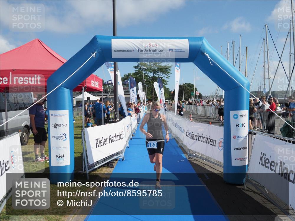 17.08.2025 - KN Förde Triathlon 2025 MichiJ http://msf.ph/oto/8595785 17.08.2025 10:39:56 Laufen 183 meine-sportfotos.de