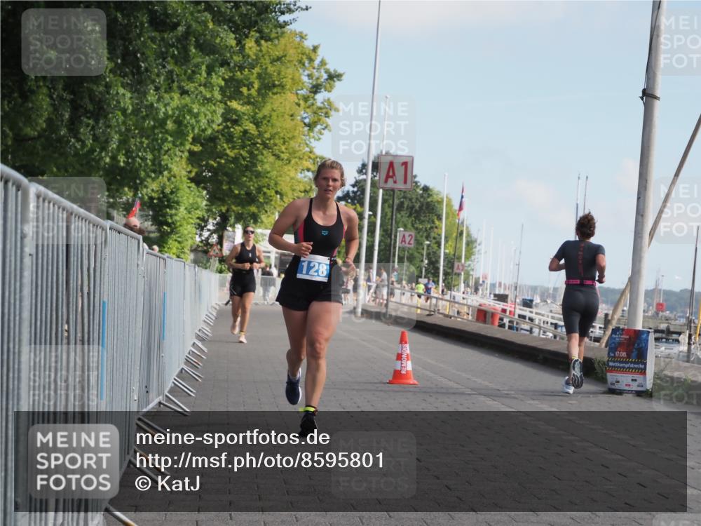 17.08.2025 - KN Förde Triathlon 2025 KatJ http://msf.ph/oto/8595801 17.08.2025 10:24:57 Laufen 128 meine-sportfotos.de
