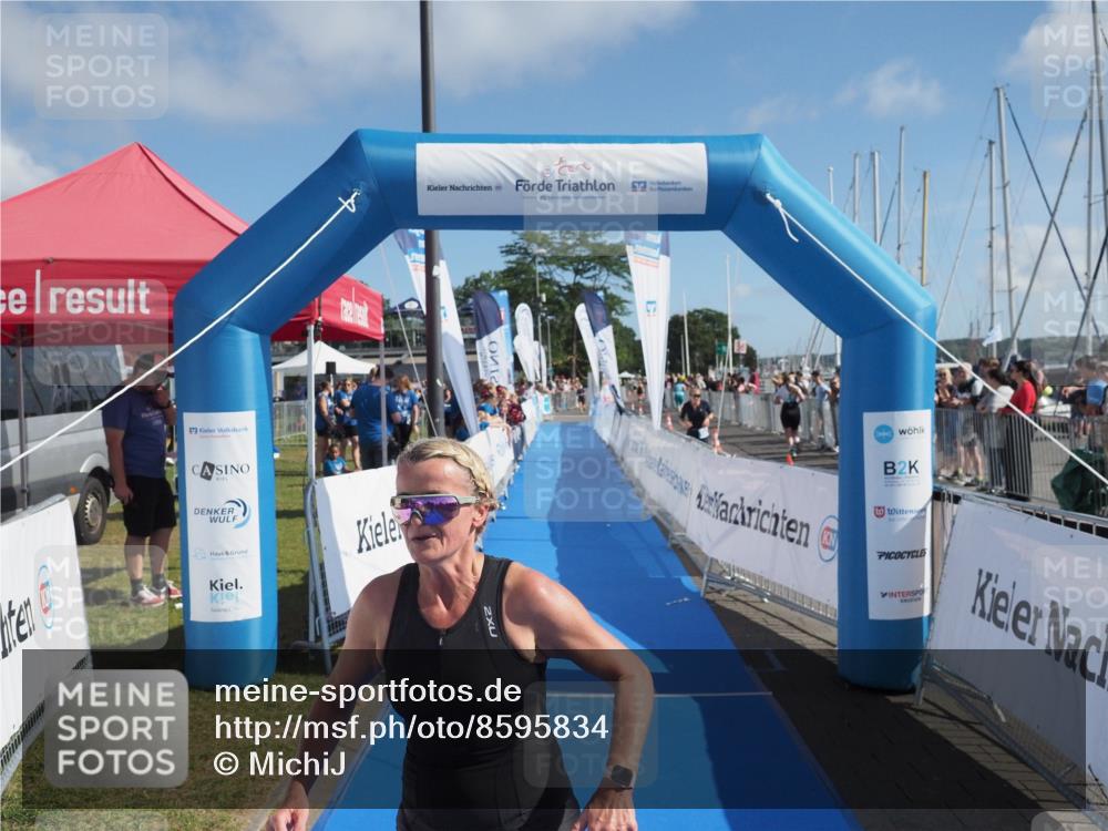 17.08.2025 - KN Förde Triathlon 2025 MichiJ http://msf.ph/oto/8595834 17.08.2025 10:39:57 Laufen 183 meine-sportfotos.de