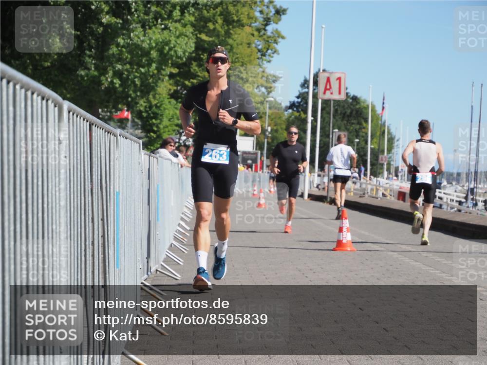 17.08.2025 - KN Förde Triathlon 2025 KatJ http://msf.ph/oto/8595839 17.08.2025 11:43:34 Laufen 263, 281 meine-sportfotos.de