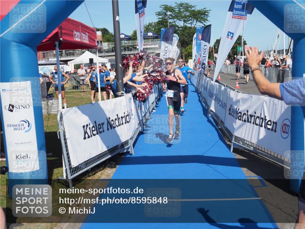 17.08.2025 - KN Förde Triathlon 2025 MichiJ http://msf.ph/oto/8595848 17.08.2025 13:57:03 Laufen 395, 476, 500 meine-sportfotos.de