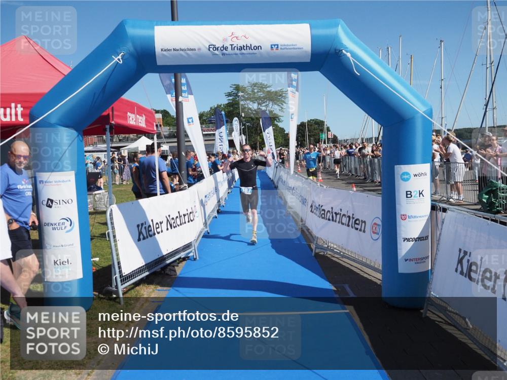 17.08.2025 - KN Förde Triathlon 2025 MichiJ http://msf.ph/oto/8595852 17.08.2025 12:04:51 Laufen 387 meine-sportfotos.de