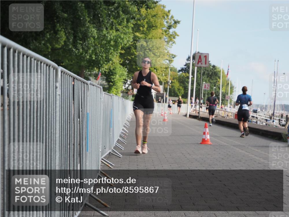 17.08.2025 - KN Förde Triathlon 2025 KatJ http://msf.ph/oto/8595867 17.08.2025 10:25:03 Laufen 128, 248 meine-sportfotos.de