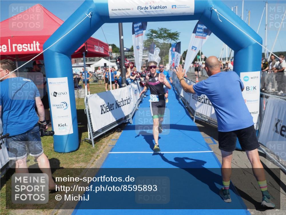 17.08.2025 - KN Förde Triathlon 2025 MichiJ http://msf.ph/oto/8595893 17.08.2025 13:57:03 Laufen 395, 476, 500 meine-sportfotos.de