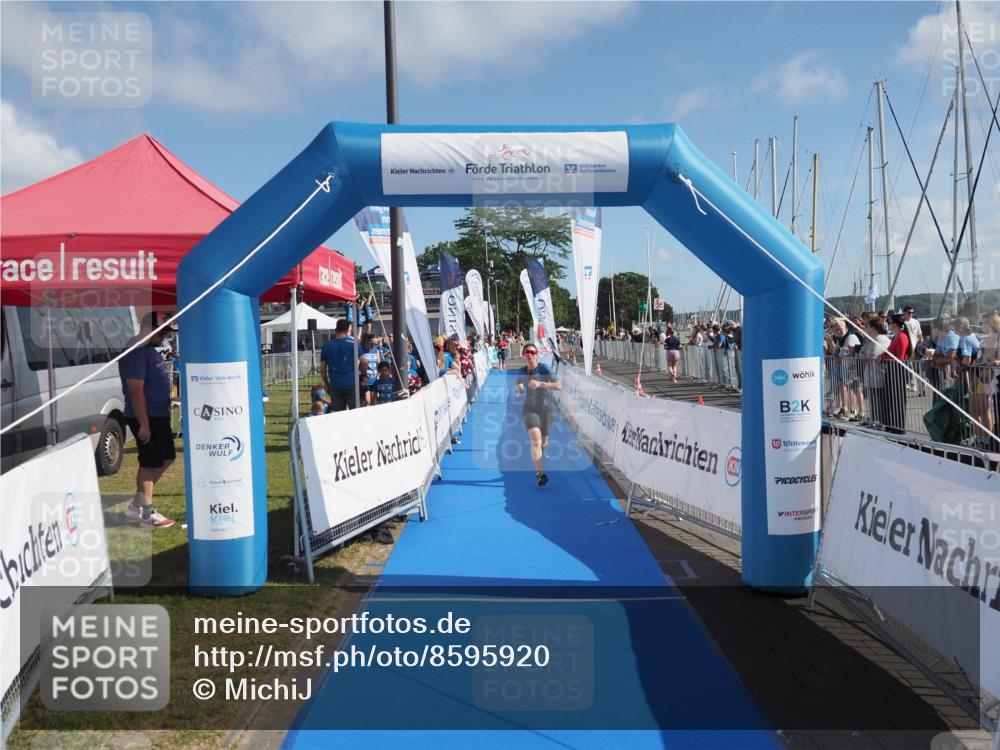 17.08.2025 - KN Förde Triathlon 2025 MichiJ http://msf.ph/oto/8595920 17.08.2025 10:40:11 Laufen 234 meine-sportfotos.de