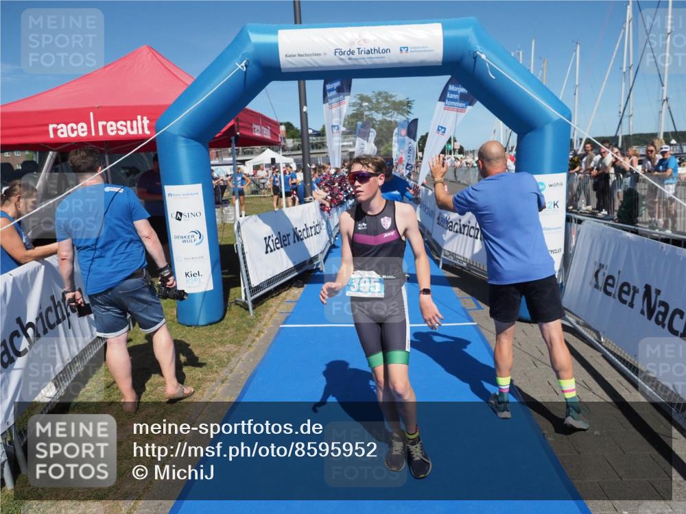 17.08.2025 - KN Förde Triathlon 2025 MichiJ http://msf.ph/oto/8595952 17.08.2025 13:57:05 Laufen 395, 476 meine-sportfotos.de