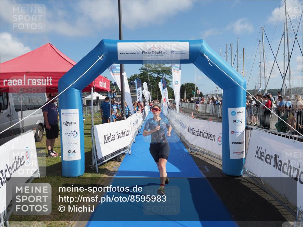 17.08.2025 - KN Förde Triathlon 2025 MichiJ http://msf.ph/oto/8595983 17.08.2025 10:40:13 Laufen 234 meine-sportfotos.de