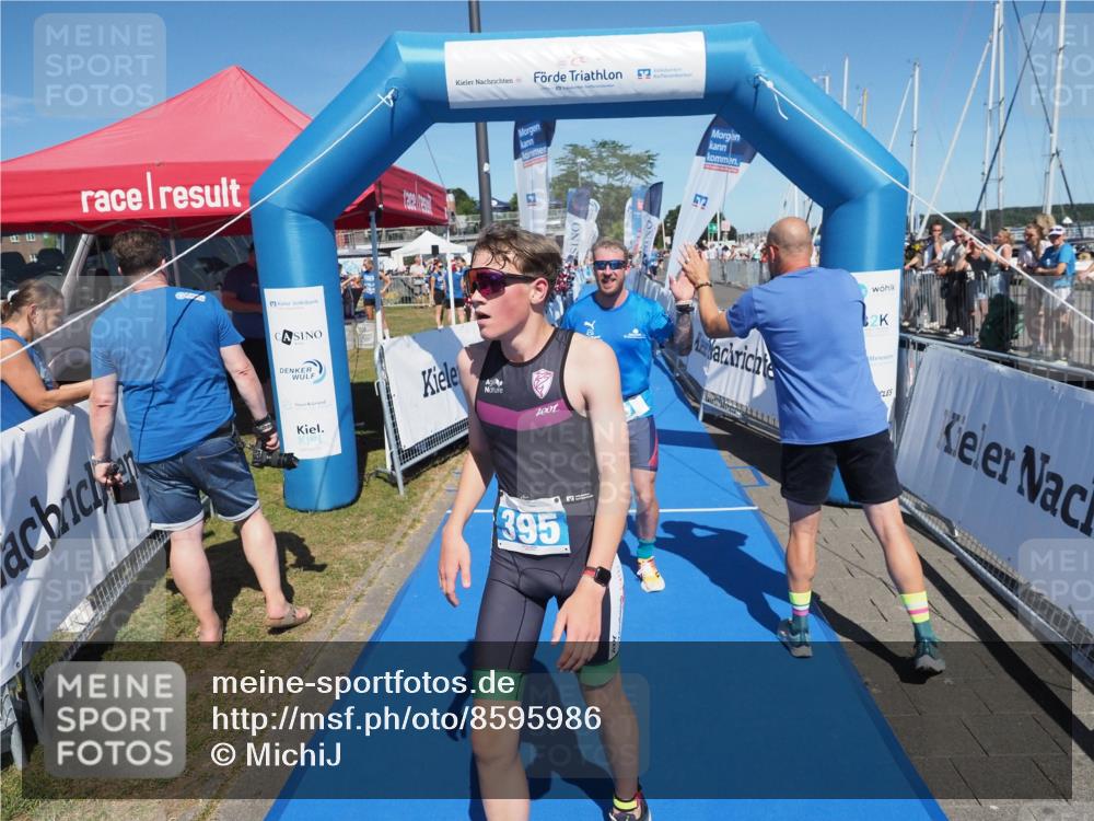 17.08.2025 - KN Förde Triathlon 2025 MichiJ http://msf.ph/oto/8595986 17.08.2025 13:57:05 Laufen 395, 476 meine-sportfotos.de