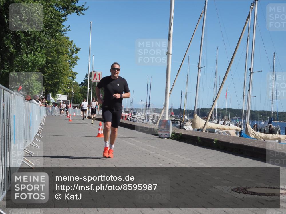 17.08.2025 - KN Förde Triathlon 2025 KatJ http://msf.ph/oto/8595987 17.08.2025 11:43:39 Laufen 263, 281 meine-sportfotos.de